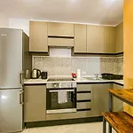 Διαμέρισμα Urban In *