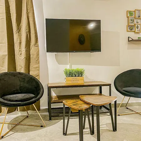 아파트 Urban In *